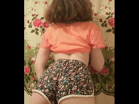 ❤️ Keçika ciwan a seksî li ber kamerayê kurtanên xwe ji xwe dike ❌ Kalîteya porno li porno ku.tubesexer-com.ru ☑