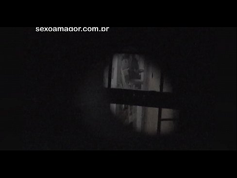 ❤️ Blondie bi dizî ji hêla dengbêjek taxê ve ku li pişt kerpîçên vala veşartiye, vîdyoyek tê kişandin ❌ Kalîteya porno li porno ku.tubesexer-com.ru ☑